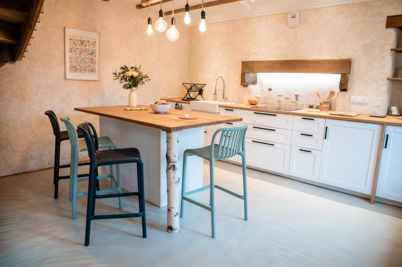 Cottage Breton - Gite De Charme En Centre Finistere Plonévez-du-Faou Exteriör bild